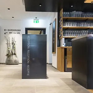 Zahn - Geöffnet Mit Frühstück&abendessen Bis 18.30 Uhr Hotel Elchingen