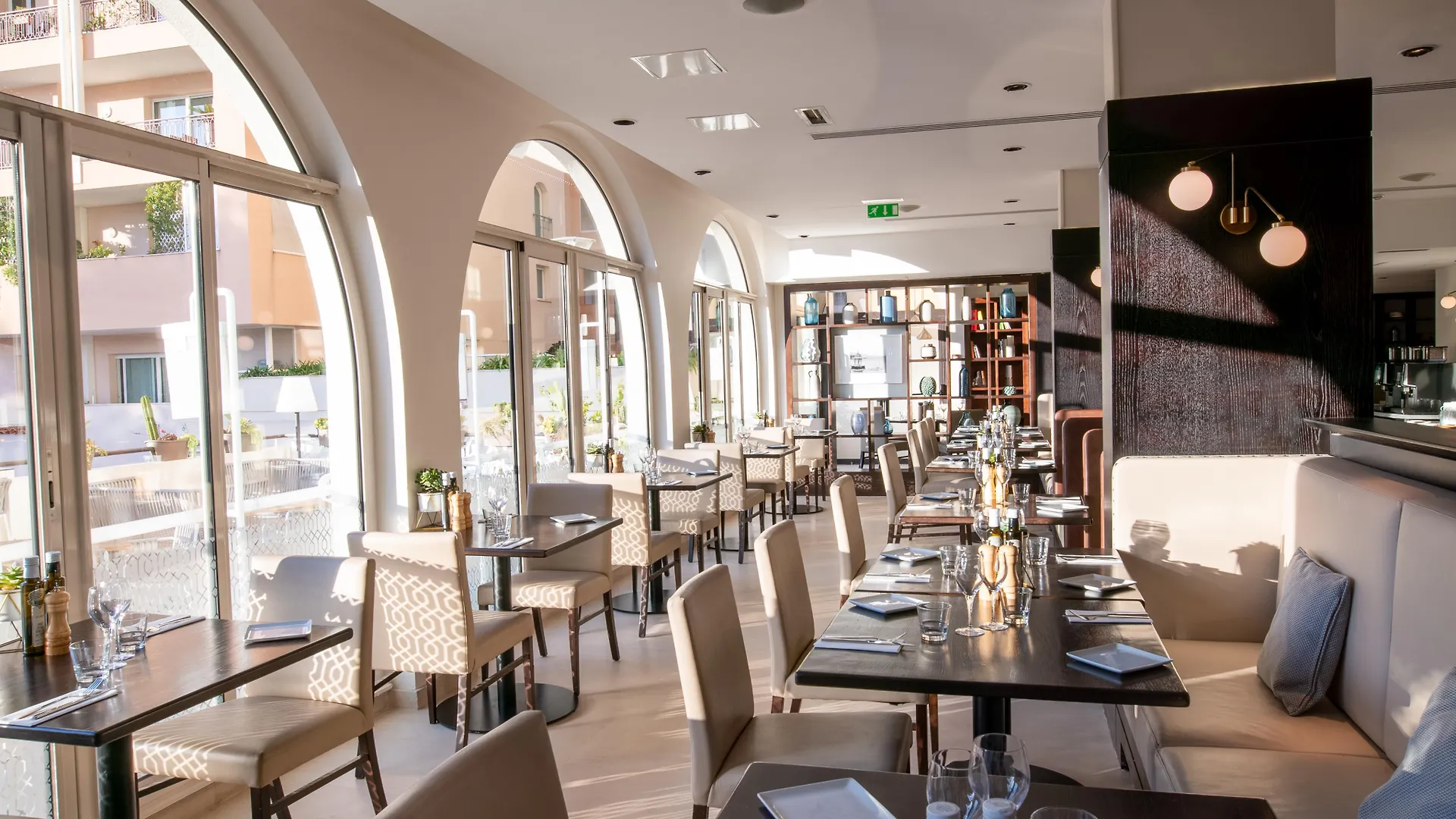 ***  Columbus Hotel Monte-Carlo, Curio Collection By Hilton Monaco
