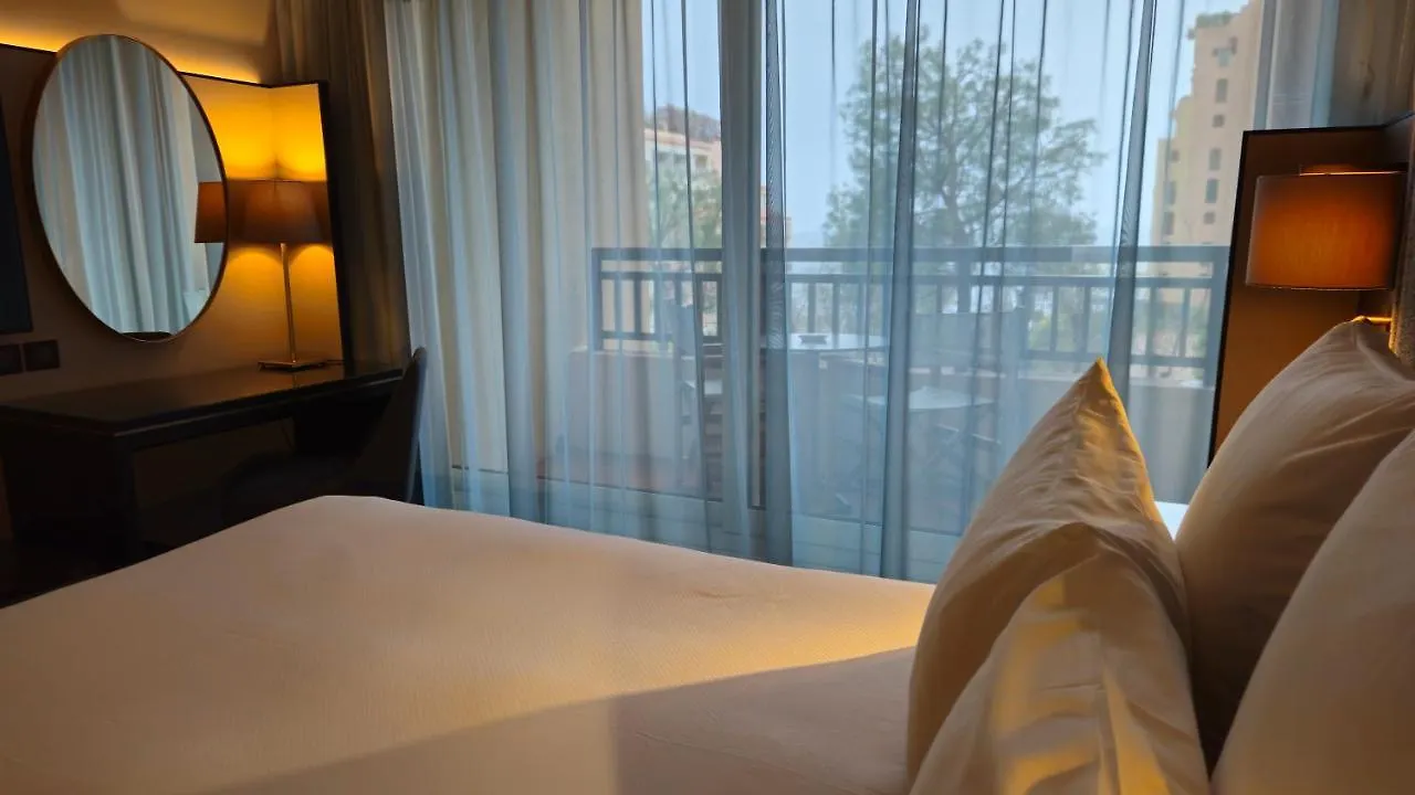 Columbus Hotel Monte-Carlo, Curio Collection By Hilton