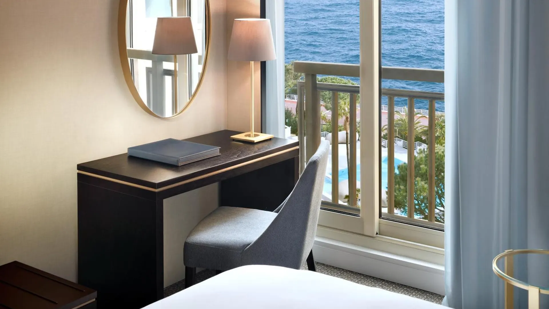 Columbus Hotel Monte-Carlo, Curio Collection By Hilton